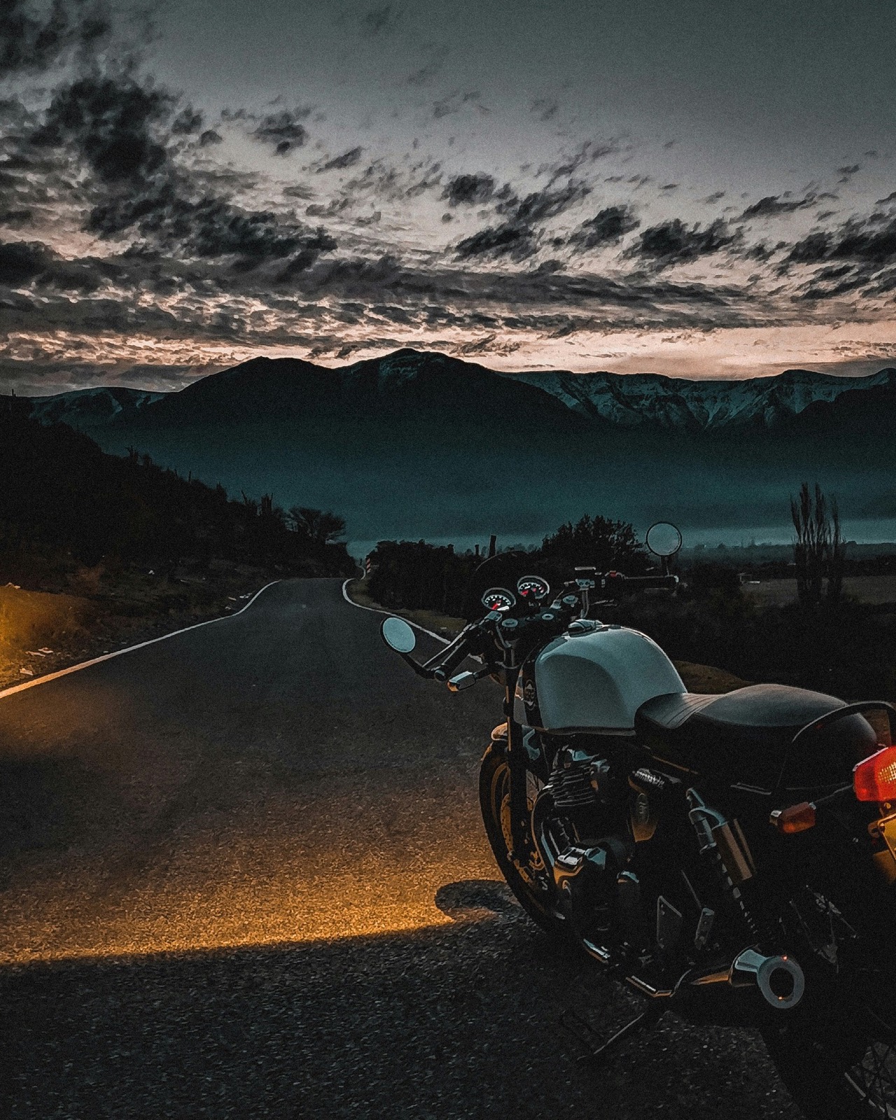 Tus motos, juntas.
